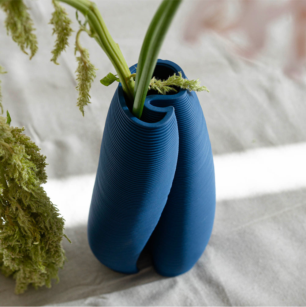 THE PLEAT VASE