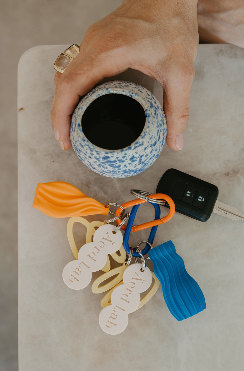 DRAPE ICON KEYCHAIN
