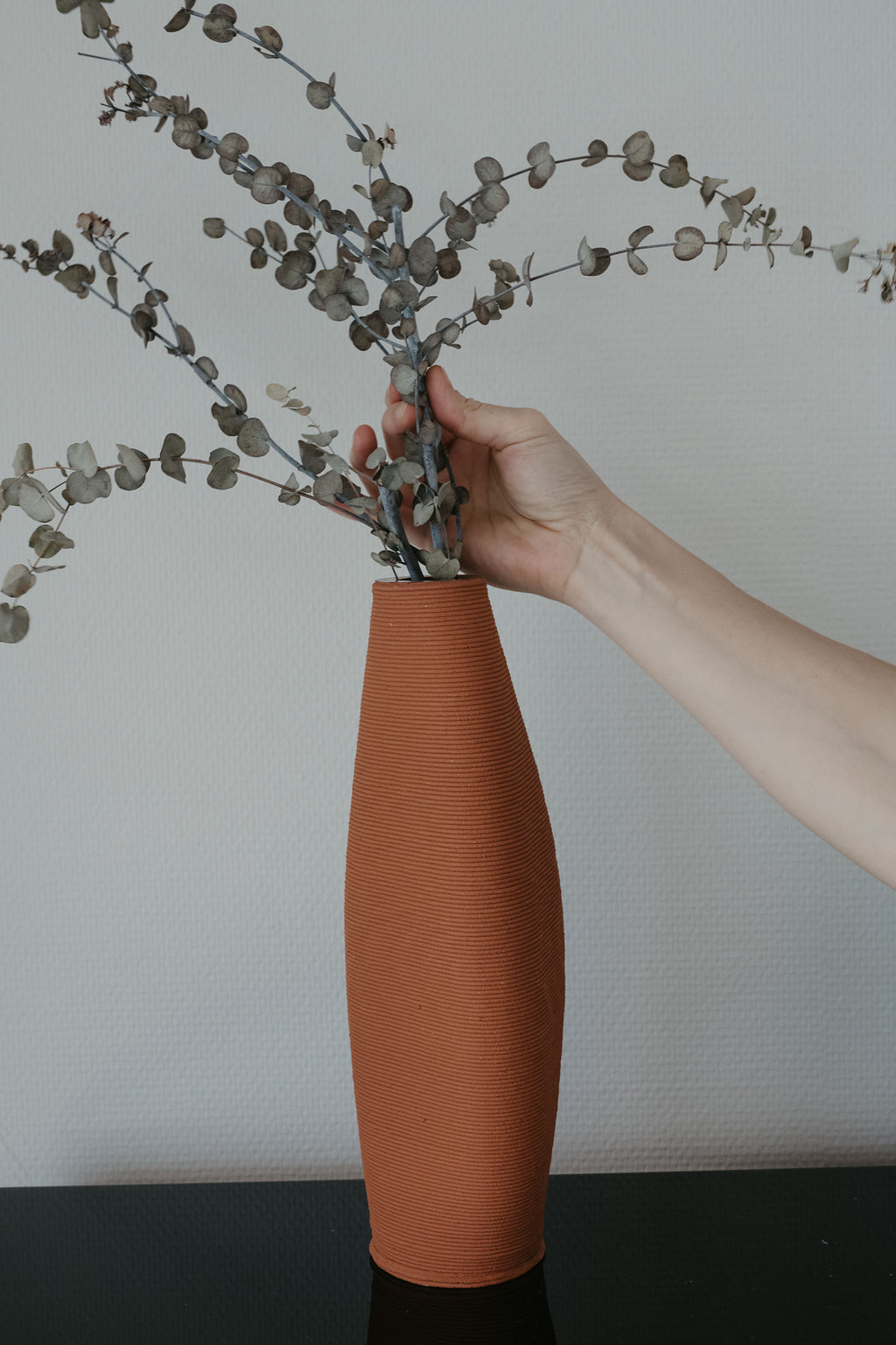 THE LINÉA VASE MULLERTHAL